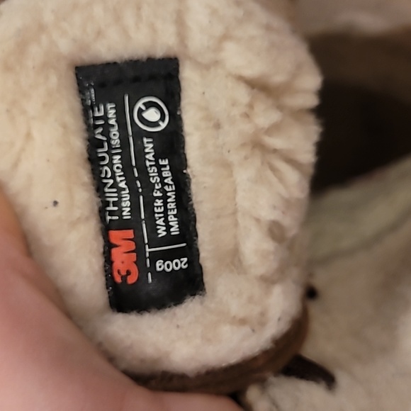 Ugg winter boots - Picture 7 of 9